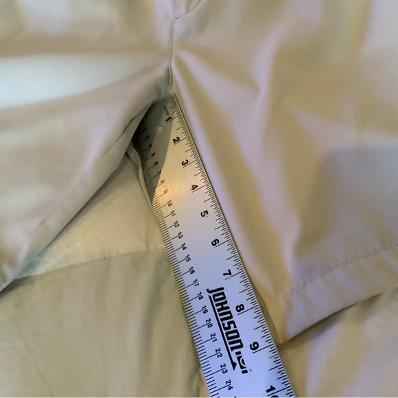 Nike Shorts Beige Dri Fit Golf Shorts With Pleats Soft Size 34 - Picture 6 of 9